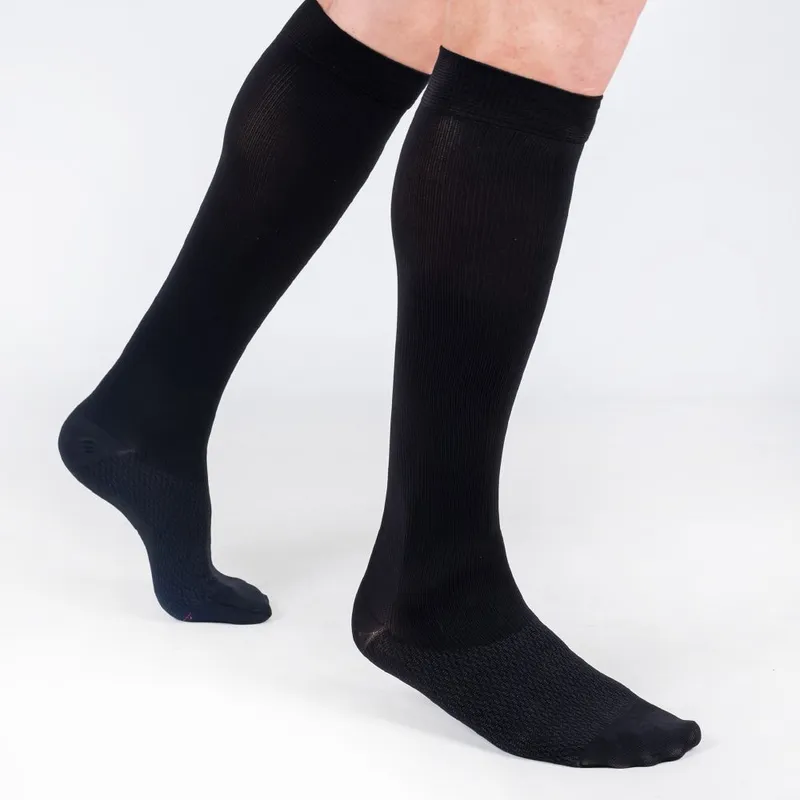 Calceta 140 compresión 16/20 mmHg Repomen L Negro